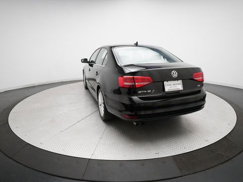 Used 2015 Volkswagen Jetta SE image 34