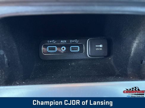 Used 2018 Jeep Grand Cherokee SRT image 39