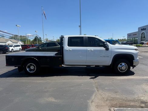 Used 2024 Chevrolet Silverado 3500 LT w/ Convenience Package AWD/4WD image 7