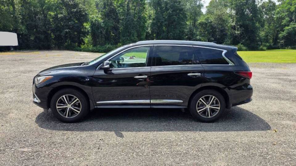 Used 2016 INFINITI QX60 Luxe AWD/4WD image 9