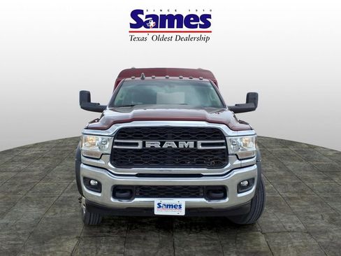 Used 2019 RAM 4500 Tradesman w/ Safety Group image 2
