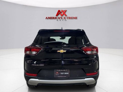 Used 2021 Chevrolet TrailBlazer LT w/ Convenience Package FWD image 5
