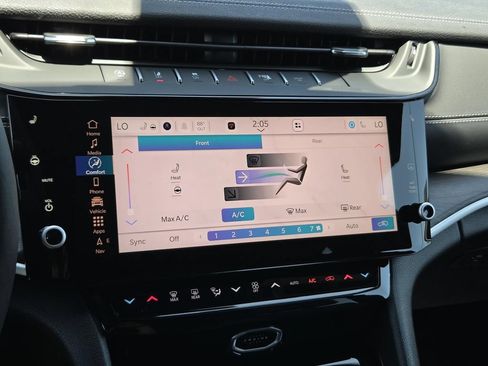 New 2026 Jeep Grand Cherokee L Limited RWD image 23