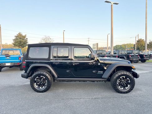 Used 2024 Jeep Wrangler Unlimited Rubicon 4xe w/ Technology Group image 2