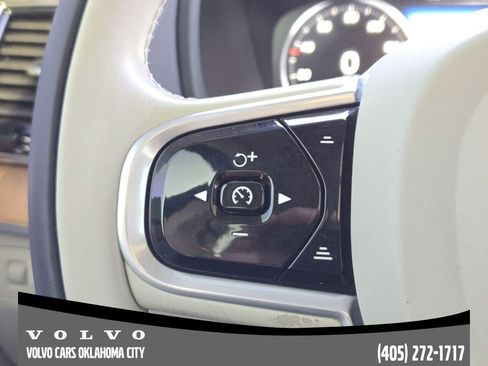 Certified 2022 Volvo XC90 T5 Momentum w/ Advanced Package image 27