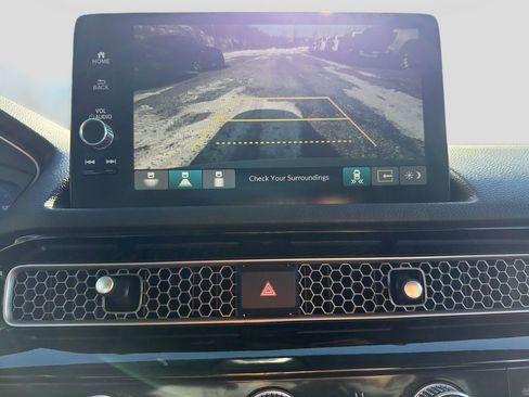 Used 2023 Honda Civic Touring image 24