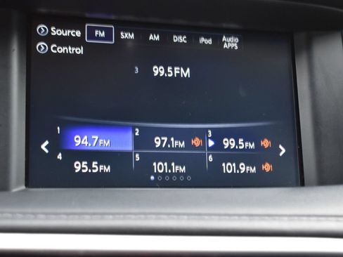 Used 2017 INFINITI QX30 AWD image 27