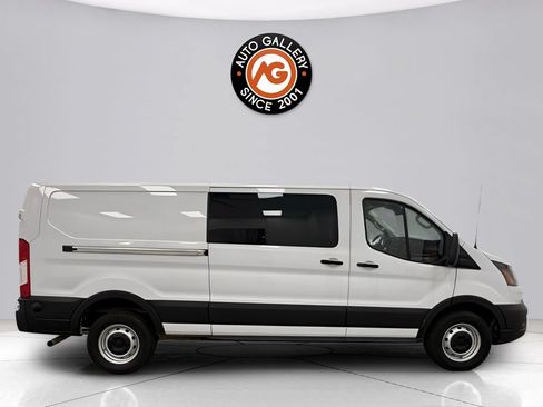 Used 2024 Ford Transit 150 Low Roof RWD image 9