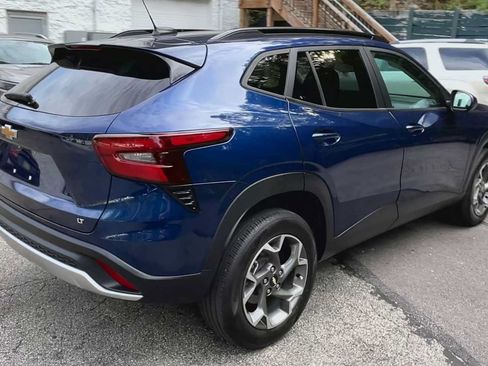 Certified 2024 Chevrolet Trax LT FWD image 8