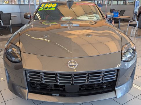 New 2025 Nissan Z Performance w/ Floor Mat Package image 6