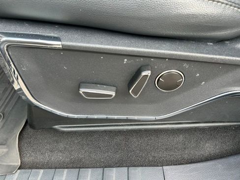 Certified 2023 Ford F150 Lariat w/ Equipment Group 502A High image 18