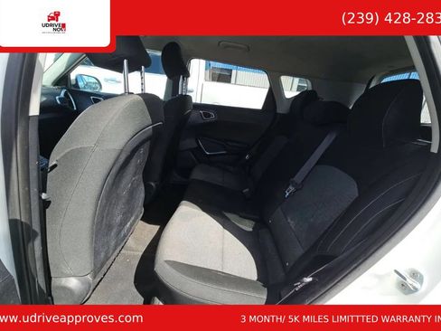 Used 2020 Kia Soul S FWD image 10