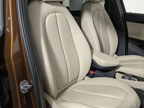 Used 2017 BMW X1 xDrive28i image 25