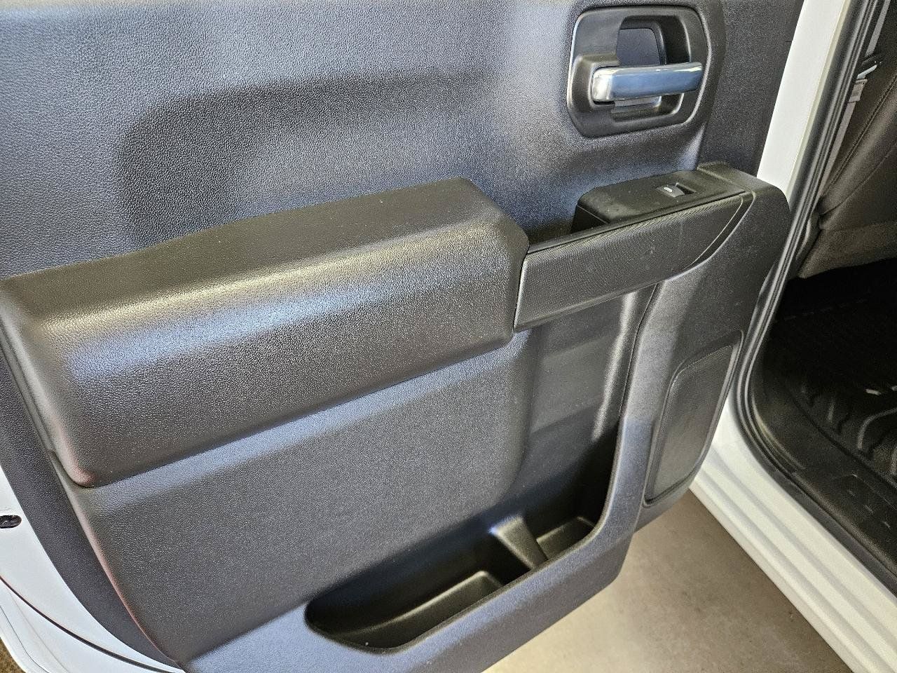 Used 2026 Chevrolet Silverado 3500 W/T AWD/4WD image 16