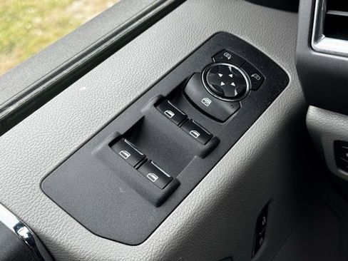 Used 2015 Ford F150 XLT w/ Equipment Group 301A Mid image 29