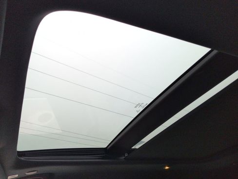 Used 2020 Jeep Grand Cherokee Overland image 20