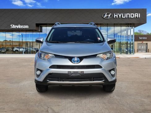 Used 2016 Toyota RAV4 XLE image 6