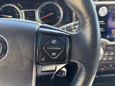 Used 2017 Toyota 4Runner Limited AWD/4WD image 13