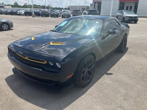Used 2019 Dodge Challenger R/T w/ Blacktop Package RWD image 3
