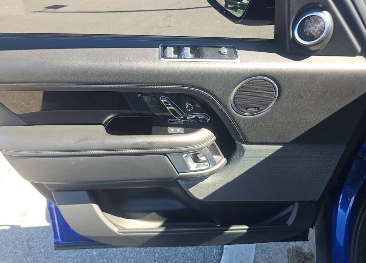 Used 2019 Land Rover Range Rover Supercharged AWD/4WD image 6