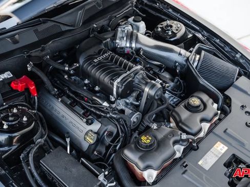 Used 2013 Ford Mustang GT Premium RWD image 86