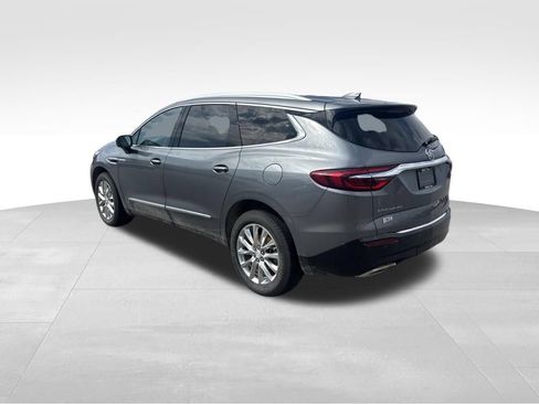 Used 2020 Buick Enclave Premium w/ Sun and Sites Package FWD image 4