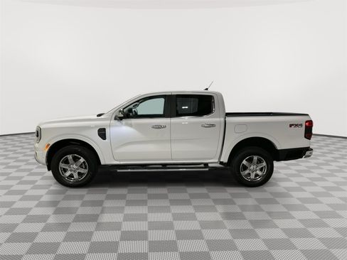 Used 2024 Ford Ranger Lariat w/ FX4 Off-Road Package image 2