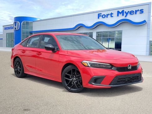 Used 2023 Honda Civic Sport image 1