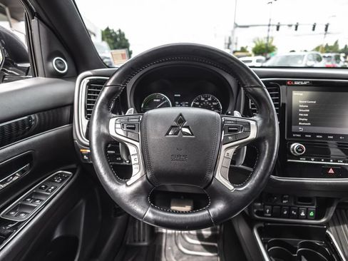 Used 2022 Mitsubishi Outlander GT AWD/4WD image 23