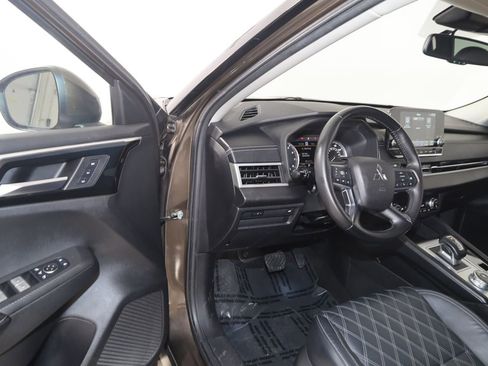 Used 2022 Mitsubishi Outlander SEL AWD/4WD image 47