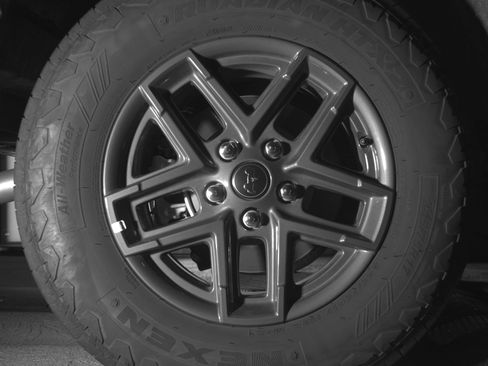 Used 2025 Jeep Wrangler Sport S AWD/4WD image 15