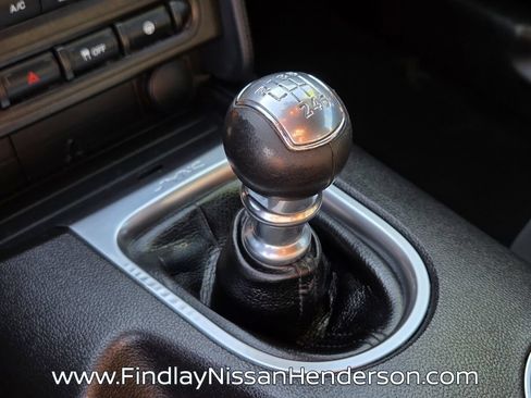 Used 2020 Ford Mustang GT w/ Black Accent Package RWD image 28