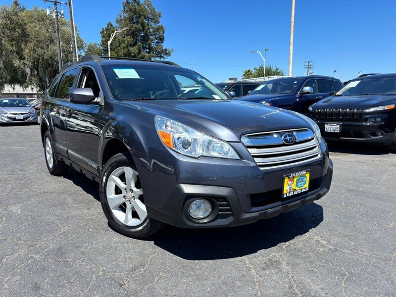 Used 2014 Subaru Outback 2.5i Premium AWD/4WD image 1