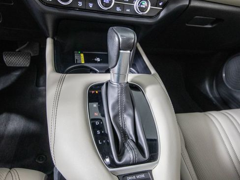 Used 2023 Honda HR-V EX-L image 25