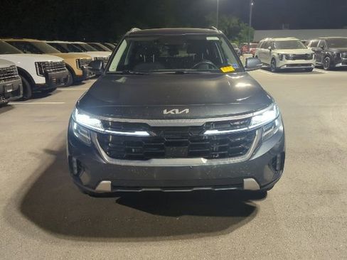 Certified 2024 Kia Seltos SX w/ SX Sunroof Package AWD/4WD image 14