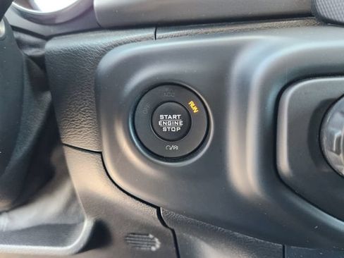 Used 2019 Jeep Wrangler Unlimited Sport S AWD/4WD image 24