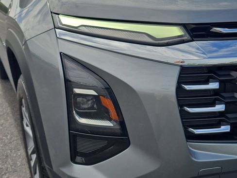 Used 2025 Chevrolet Equinox LT image 7