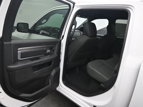 Used 2024 RAM 1500 Classic Warlock image 14