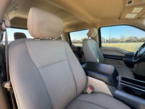 Used 2017 Ford F150 XLT w/ Equipment Group 302A Luxury image 41