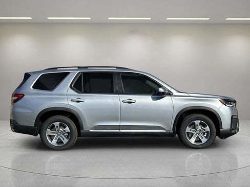 New 2026 Honda Pilot EX-L image 6