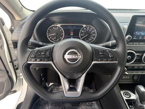 Certified 2025 Nissan Sentra SV image 12