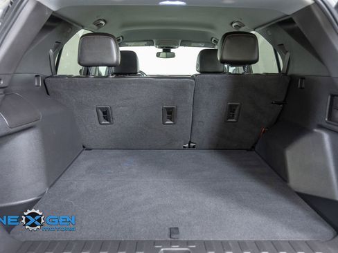 Used 2021 Chevrolet Equinox Premier AWD/4WD image 31