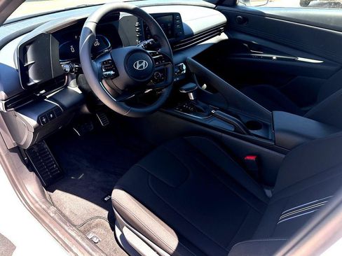Used 2025 Hyundai Elantra Sport w/ Cargo Package FWD image 14