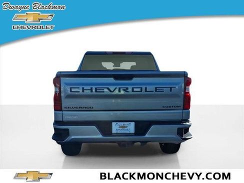 New 2026 Chevrolet Silverado 1500 Custom w/ LPO, Dark Essentials Package image 4
