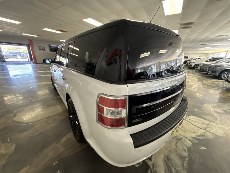 Used 2019 Ford Flex SEL w/ Equipment Group 202A FWD image 5
