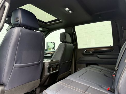 Certified 2024 Chevrolet Silverado 2500 High Country w/ Technology Package AWD/4WD image 38
