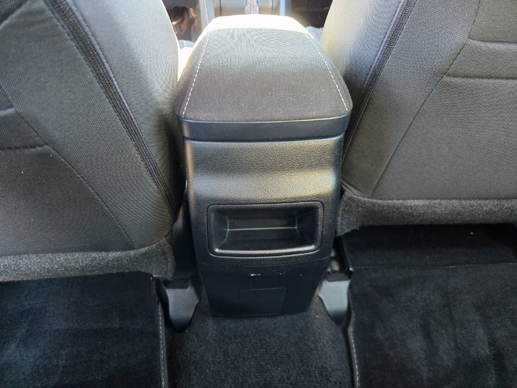 Used 2018 Toyota Corolla iM w/ Carpet Mat Package (TMS) FWD image 12