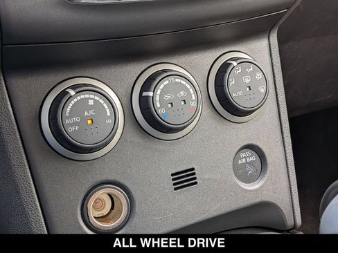 Used 2012 Nissan Rogue SL AWD/4WD image 24