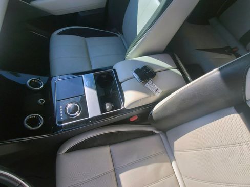 Used 2020 Land Rover Range Rover Velar R-Dynamic S image 10