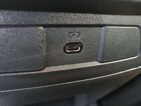 New 2025 GMC Canyon Elevation image 15